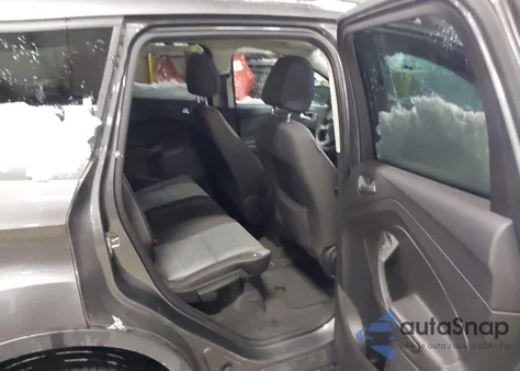 2013 Ford Escape Se z USA, uszkodzony, nr VIN 1FMCU9GX3DUD03969